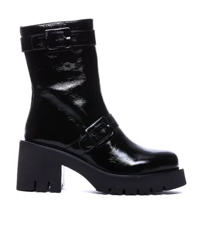 Paloma Barceló Thick Heeled Short Boots In Black