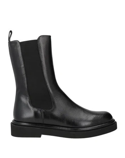 Paloma Barceló Aubrey Woman Ankle Boots Black Size 9.5 Leather In Multi