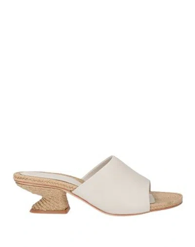 Paloma Barceló Idun Woman Sandals Off White Size 9 Leather In Animal Print