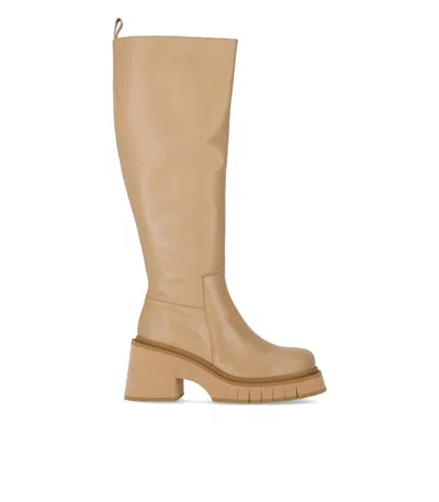 Paloma Barceló Ikia Beige Boot