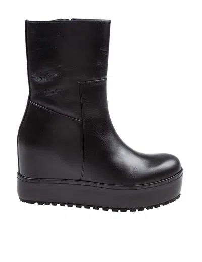 Paloma Barceló Leather Ankle Boot In Black