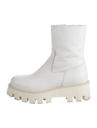 Pre-owned Paloma Barceló Leather Combat Boots In White