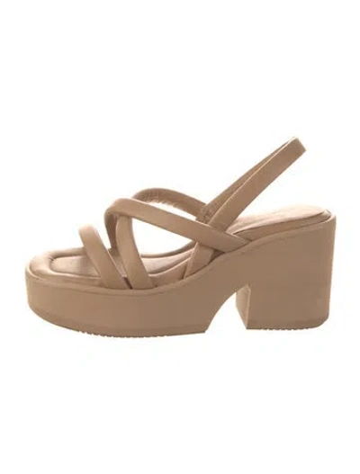 Pre-owned Paloma Barceló Leather Slingback Sandals In Neutral