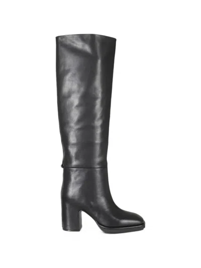 Paloma Barceló Ophelia Leather Boots In Black