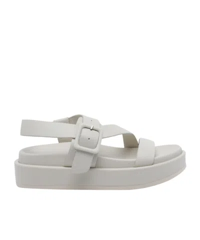 Paloma Barceló Buckle-fastening Round-toe Sandals In White