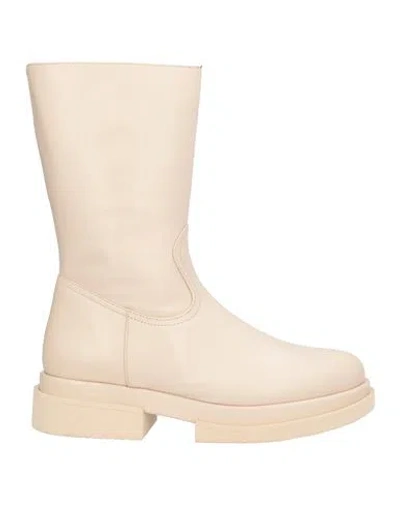 Paloma Barceló Woman Ankle Boots Beige Size 6 Leather