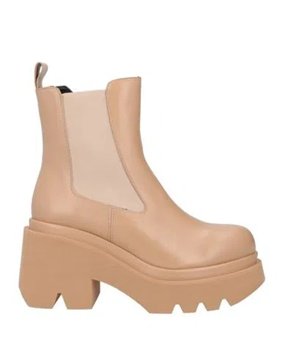 Paloma Barceló Woman Ankle Boots Beige Size 10 Leather