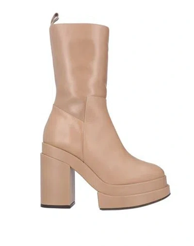 Paloma Barceló Woman Ankle Boots Beige Size 7 Soft Leather