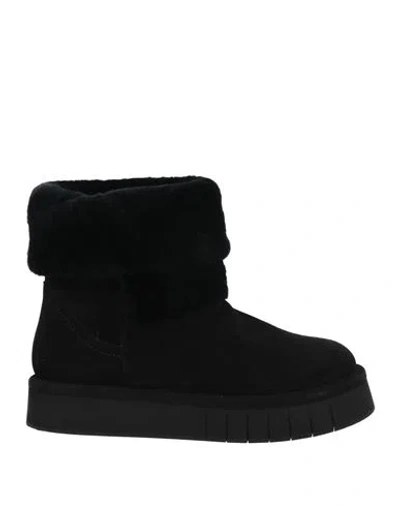 Paloma Barceló Woman Ankle Boots Black Size 8 Leather