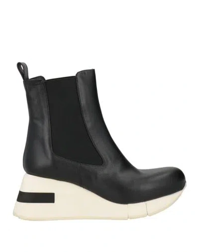 Paloma Barceló Woman Ankle Boots Black Size 9 Soft Leather