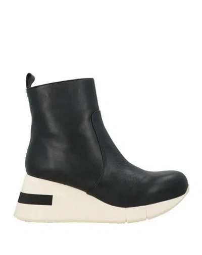 Paloma Barceló Woman Ankle Boots Black Size 9 Soft Leather