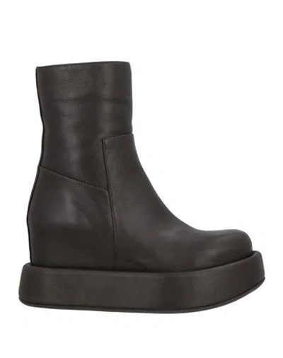Paloma Barceló Woman Ankle Boots Brown Size 6 Soft Leather
