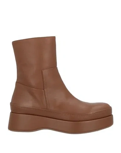Paloma Barceló Woman Ankle Boots Brown Size 8 Leather