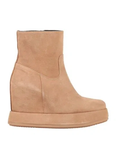 Paloma Barceló Woman Ankle Boots Camel Size 8 Leather In Neutral