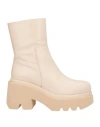 Paloma Barceló Woman Ankle Boots Ivory Size 10 Leather In Neutral