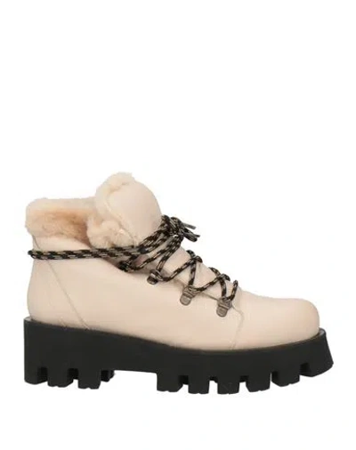 Paloma Barceló Woman Ankle Boots Ivory Size 8 Leather In Brown