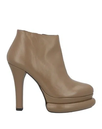 Paloma Barceló Woman Ankle Boots Khaki Size 8 Leather