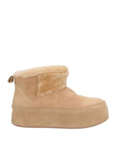 Paloma Barceló Woman Ankle Boots Sand Size 7 Leather