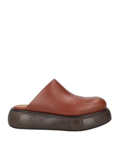 Paloma Barceló Woman Mules & Clogs Tan Size 8 Leather In Brown
