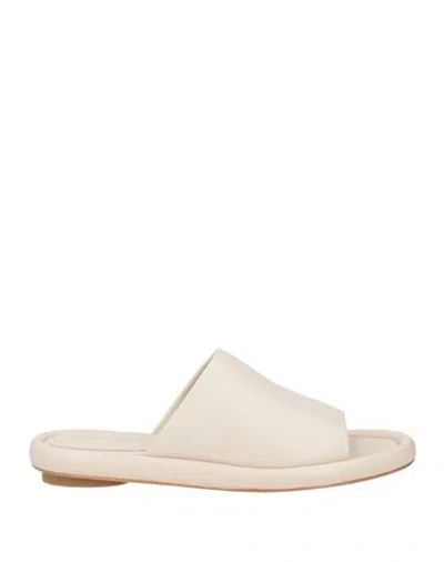 Paloma Barceló Woman Sandals Beige Size 7 Leather