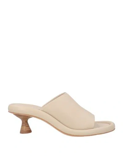 Paloma Barceló Woman Sandals Cream Size 7 Leather In Multi
