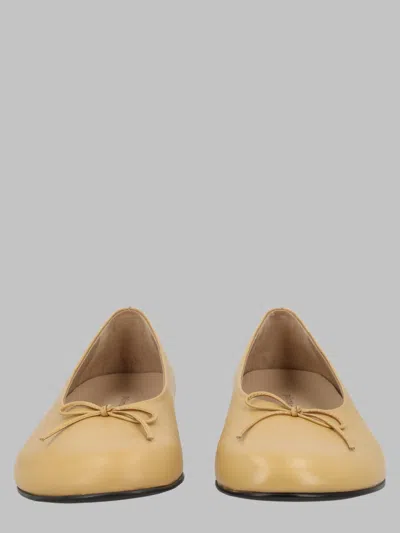 Paloma Wool Beige Leather Flats With Bow Detail And Classic Silhouette In Multi