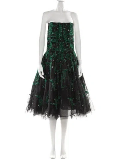Pre-owned Pamella Roland Silk Knee-length Dress In Green