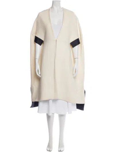 Pre-owned Pamella Roland Wool Cape In Neutrals
