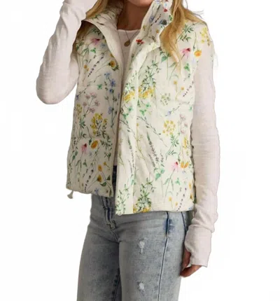 Panache Apparel Winnie Puffer Vest In White Floral In Multi