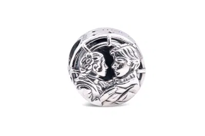 Pandora Star Wars Han Solo & Leia Kiss Charm In Metallic