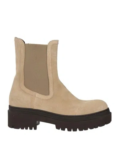 Pantanetti Woman Ankle Boots Beige Size 6 Leather In Nude