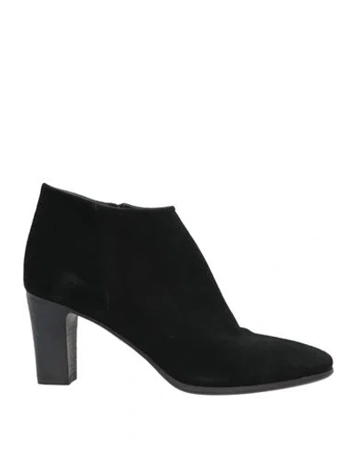 Pantanetti Woman Ankle Boots Black Size 7 Leather