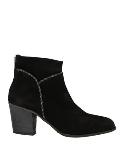 Pantanetti Woman Ankle Boots Black Size 8.5 Leather
