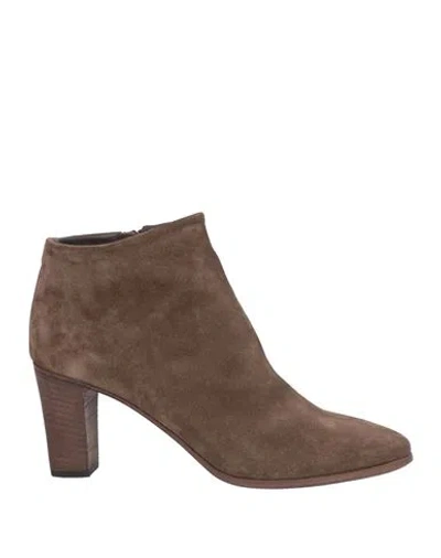 Pantanetti Woman Ankle Boots Khaki Size 7 Leather In Sand