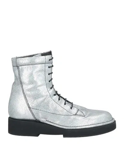 Pantanetti Woman Ankle Boots Silver Size 7 Leather