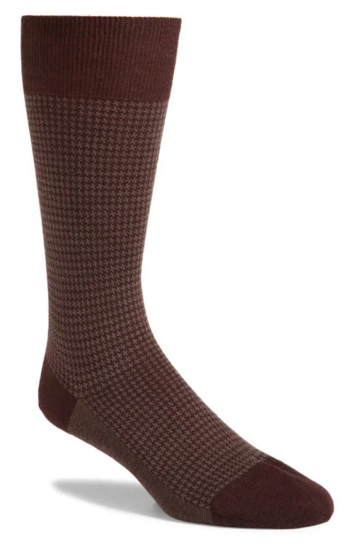 Pantherella Highbury Houndstooth Dress Socks In Maroon