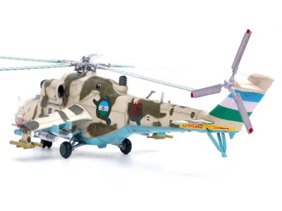 Panzerkampf Mil Mi-24v Hind Attack Helicopter "#115 Baku Azerbaijan" (2000) Azerbaijani Air Force 1/72 Diecast M