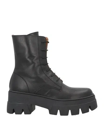 Pao Piano Zero Woman Ankle Boots Black Size 7 Calfskin