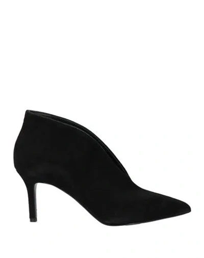 Paolo Mattei Woman Ankle Boots Black Size 5 Leather