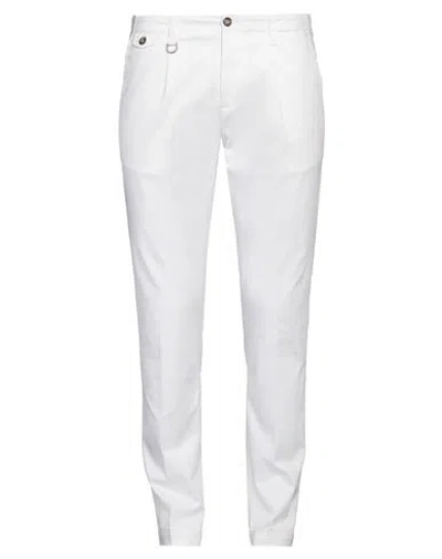 Paolo Pecora Man Pants White Size 34 Cotton, Elastane