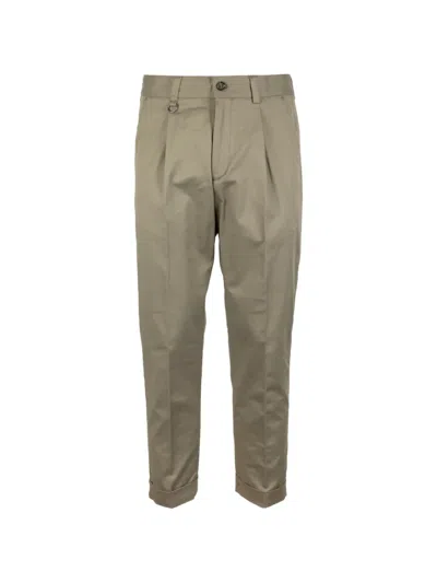 Paolo Pecora Pleated Turn-up Trousers In Green