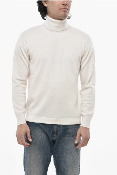 Paolo Pecora Solid Virgin Wool And Cashmere Turtleneck In White