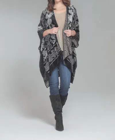 Paparazzi By Biz Burnout Velvet Kimono In Black