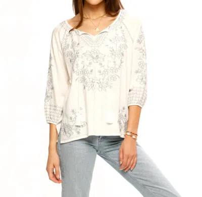 Paparazzi Embroidered Linen Blend Blouse In White/grey