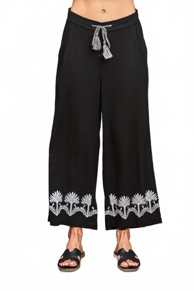 Paparazzi Embroidered Linen Crop Pant In Black