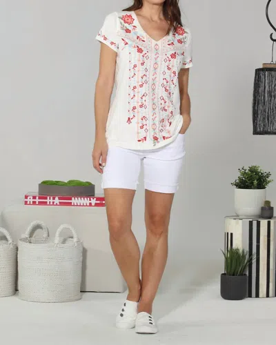 Paparazzi Knit Embroidered V-neck Short Sleeve Top In White