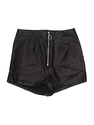 Pre-owned Papaya Shorts In Black