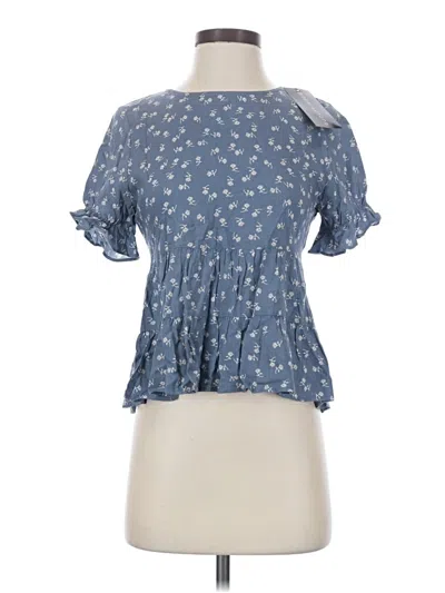 Paper Crane Short Sleeve Blouse In Blue