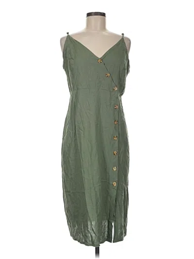 Pre-owned Papillon Casual Dress In Green
