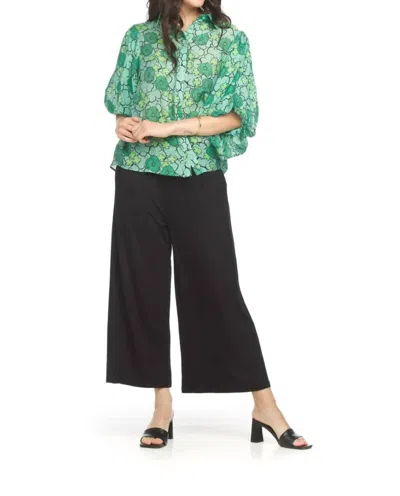 Papillon Clover Collared Balloon Sleeve Top In Green